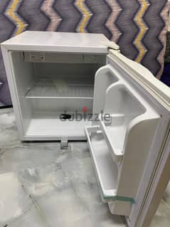 ثلاجة صغيرة للبيع Small fridge for sale 0