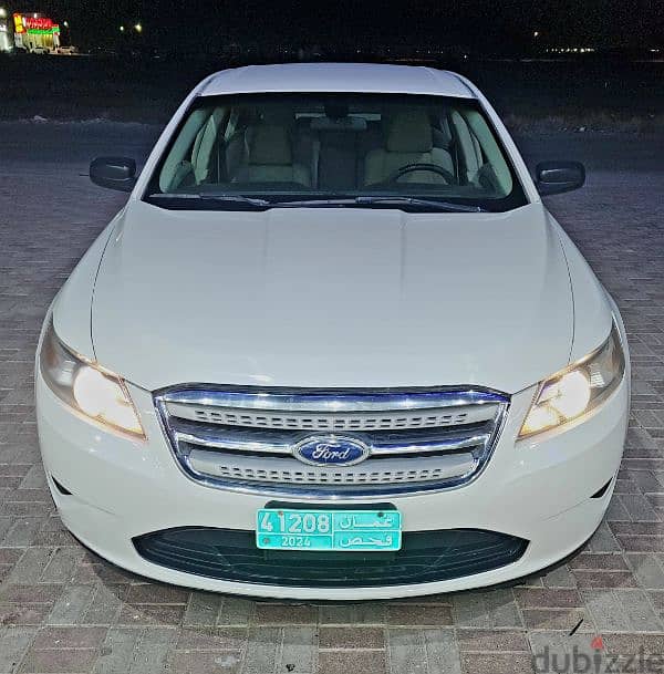 Ford Taurus 2012 8