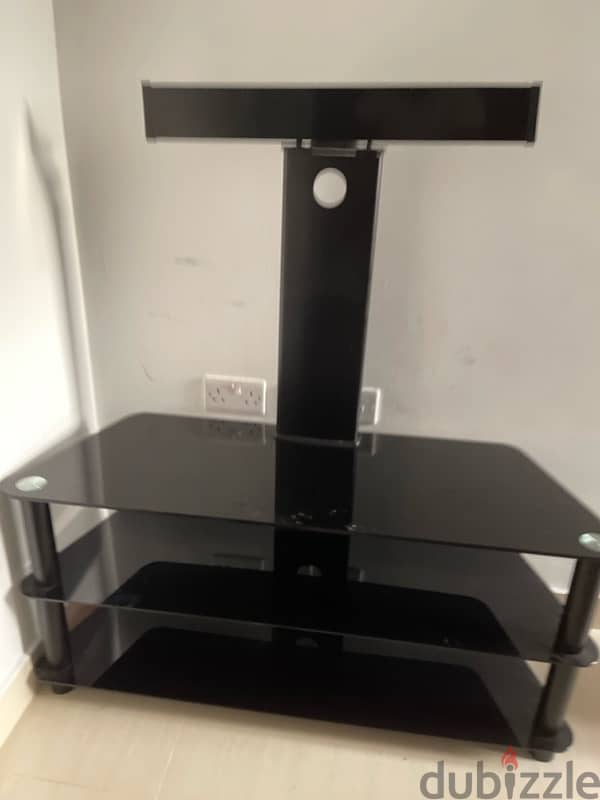 Bluetek Desk Top TV Stand, 32 - 65 Inch, Load Cap 40 Kgs, Black 3