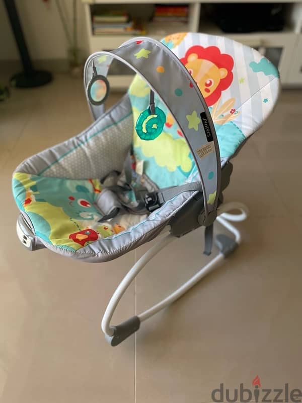 Baby Rocker in Mint Condition with vibration and music 1