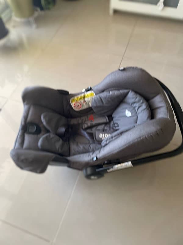 Joie car seat. Mint condition 1