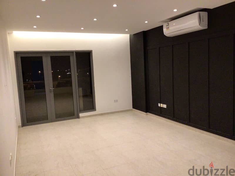 a deluxe 3 bhk duplex flat in Qurum 29 near philipino school 4