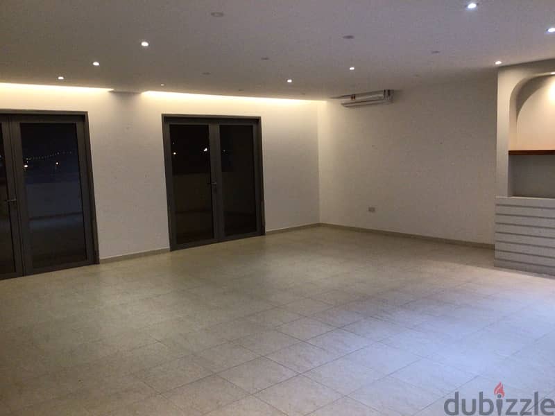 a deluxe 3 bhk duplex flat in Qurum 29 near philipino school 8