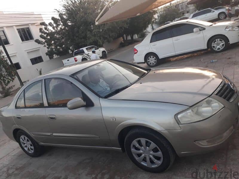 Nissan Sunny 2010 5