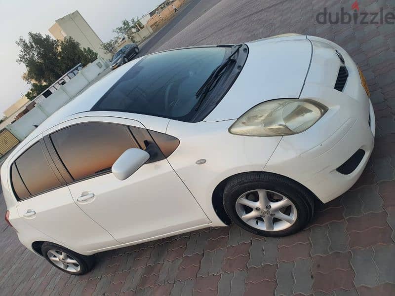 Toyota Yaris 2011 9