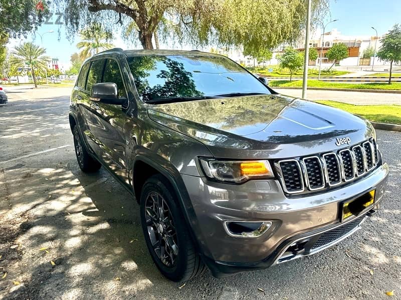 Jeep Grand Cherokee LIMITED 2021 Oman Car Full Option for Urgent Sale 0