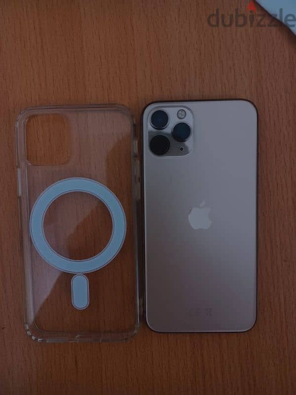 iPhone 11 Pro (gold)265gb 6