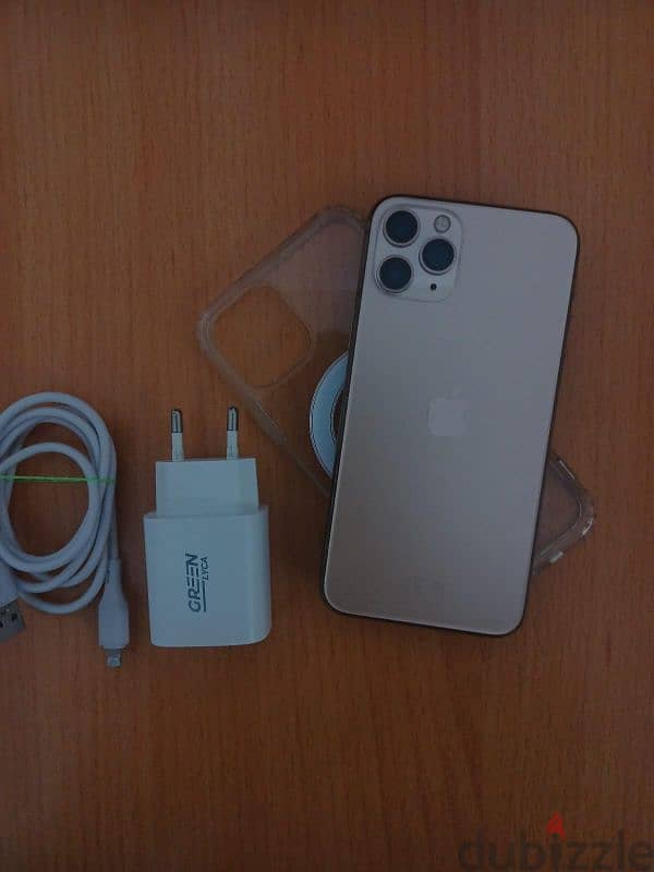 iPhone 11 Pro (gold)265gb 11