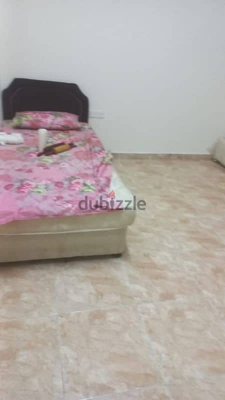 room for rent in amarat 4 3