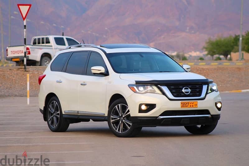 Nissan Pathfinder 2017 1