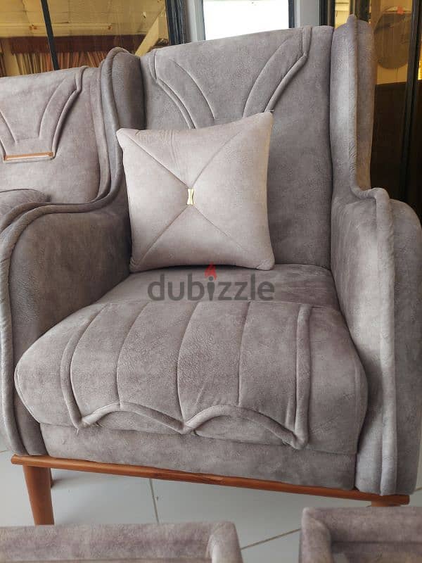 Special offer new single sofa 2 pieces  without delivery 65 rial 3