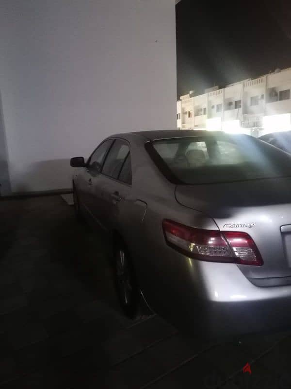 Toyota Camry 2011 urgent sale  72329032 3