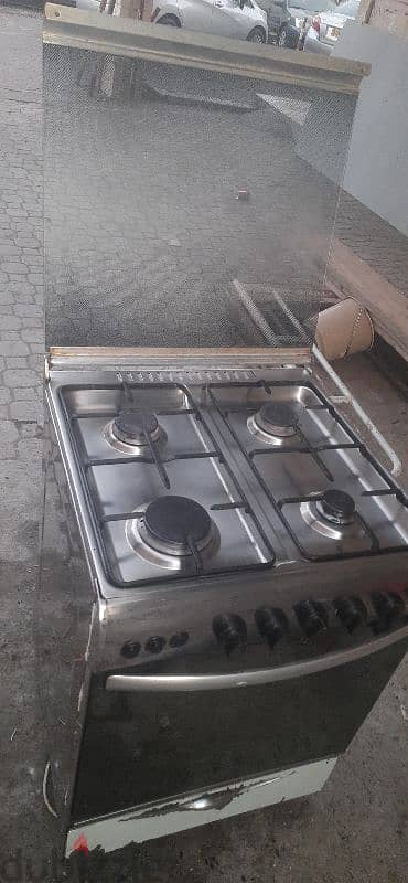 Gas cooking Range 1