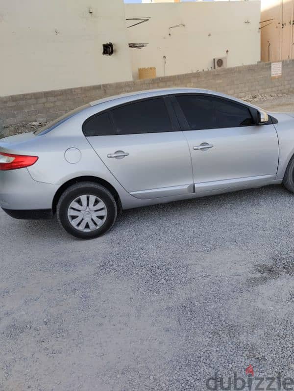 Renault Fluence 2013 10