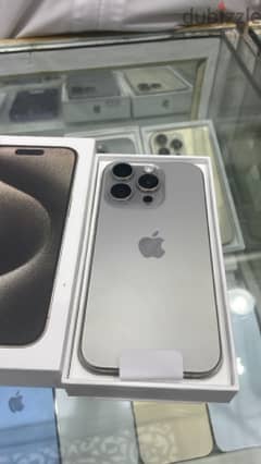 iPhone 15 pro 128 GB 0