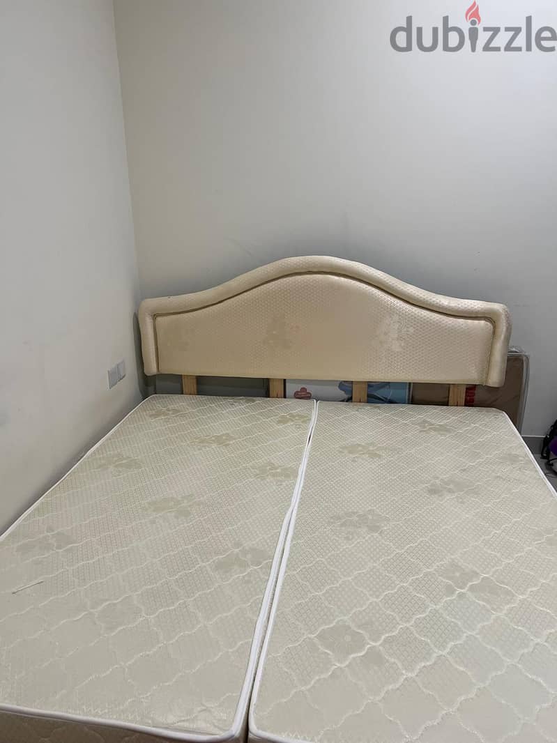 Matress with cot 1