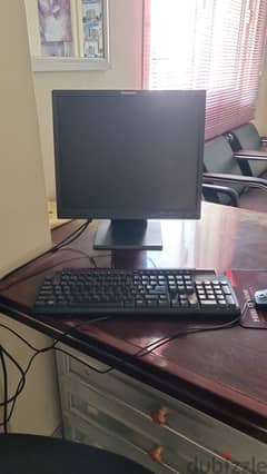 monitor with cpu processor i3 good condition 50 omr 0