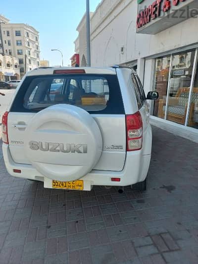 2.16Suzuki Vitara 9.8. 9.8. 7.3. 9.6