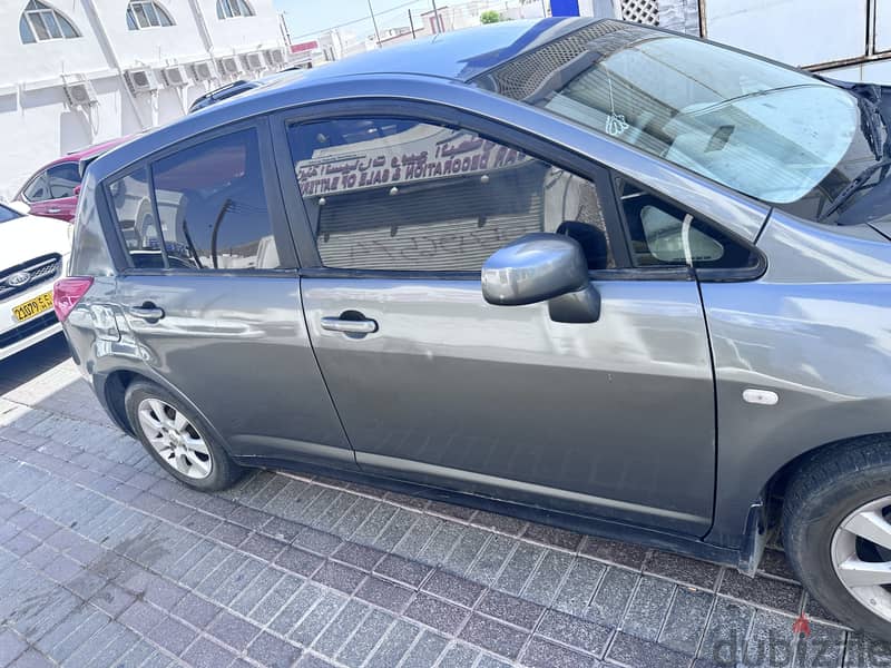 Nissan tida 2007 1.6 7