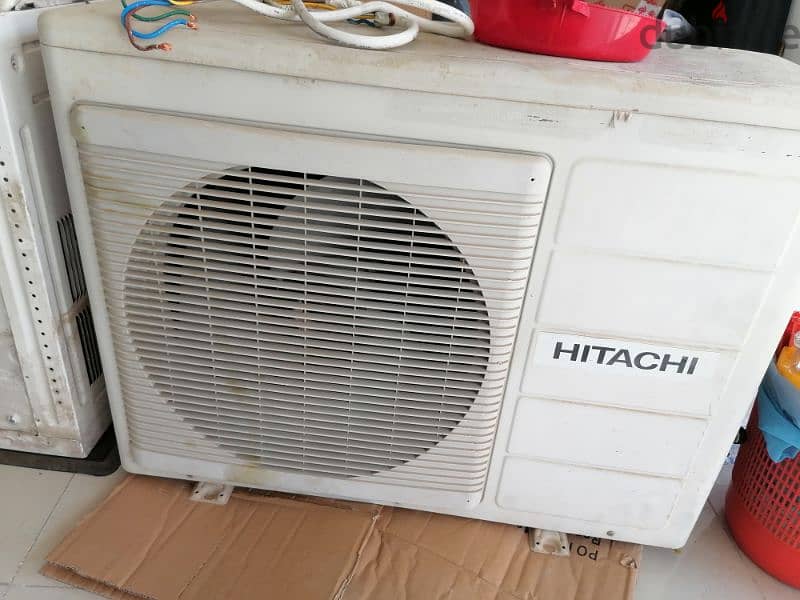 2 ton split AC HITACHI 1