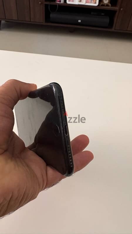 iPhone 7 Plus 128GB with box and Very good condition 7