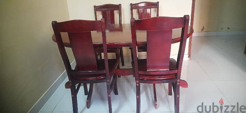 4 seater dining table 1