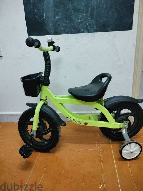 Cycle with balance wheel. Metal body 2