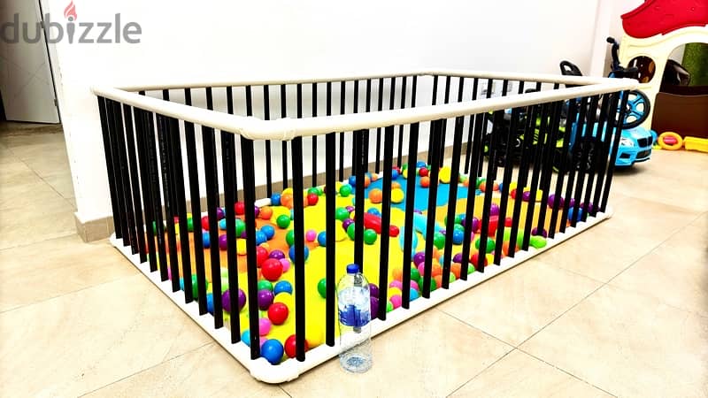 playpen for baby (large ) 1