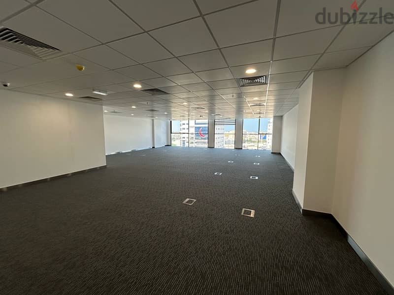 Office spaces For Rent in Al Khuwair 6