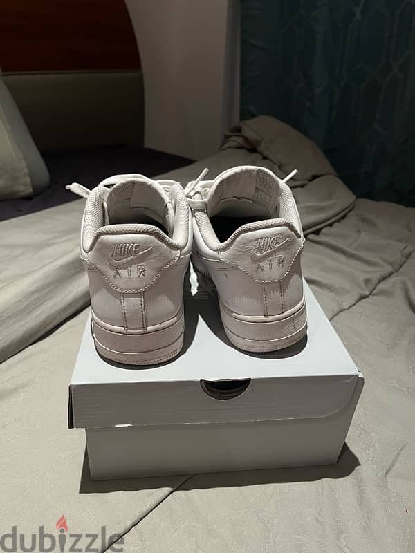 white Air Force one size 42.5 1