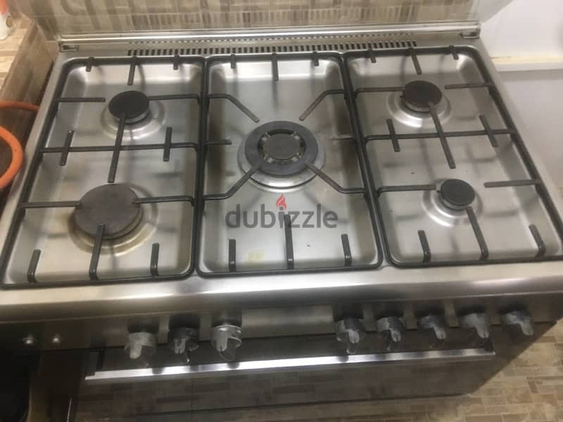 URGENT FOR SALE 5 BURNER COOKING RANGE STOVE WTH GRILL  GOOD CONDITION 1