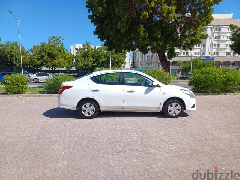 Nissan Sunny 2020 1