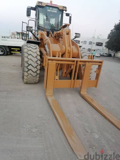 For Rent Shovel Forklift 6 ton