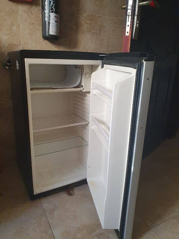 Small Single Door Afron Fridge 1