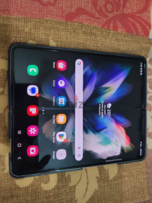 Samsung fold 3 /256 gb 0