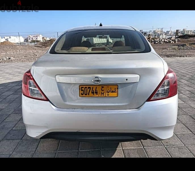 Nissan Sunny 2015 8