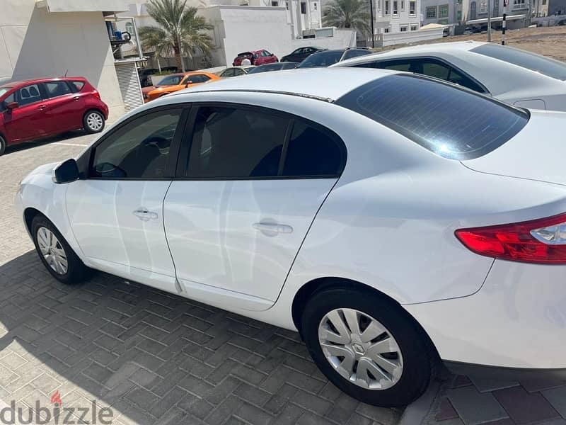 Renault Fluence 2012 5