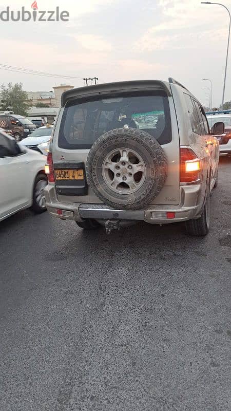 Mitsubishi Pajero 2002 1