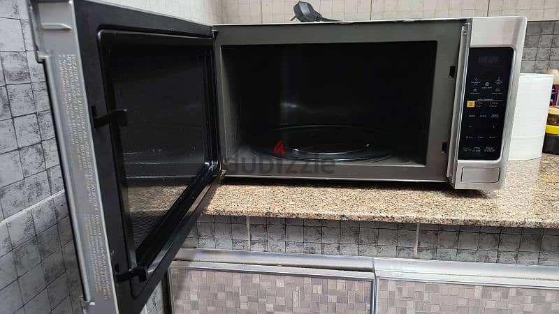 LG Microwave Oven 56ltr 1