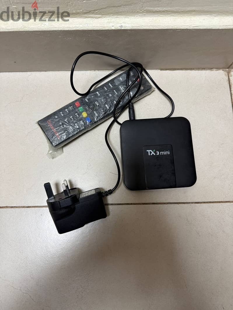 Samsung 32" TV and TX3 Mini Android  TV Box 2