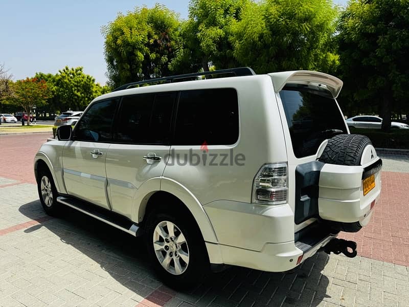 Mitsubishi Pajero 2013 2