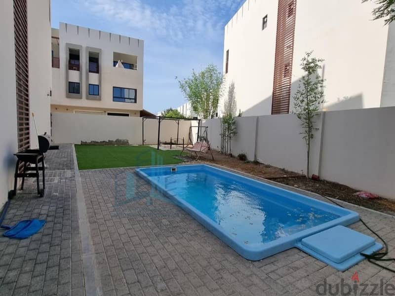 3 BR Villa + Maid’s Room in Dar Al Zain, Seeb with Private Pool 2