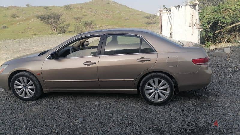 Honda Accord 2004 1