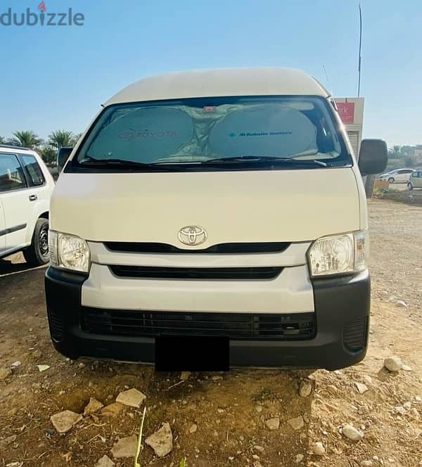 Toyota Hiace 2015 0