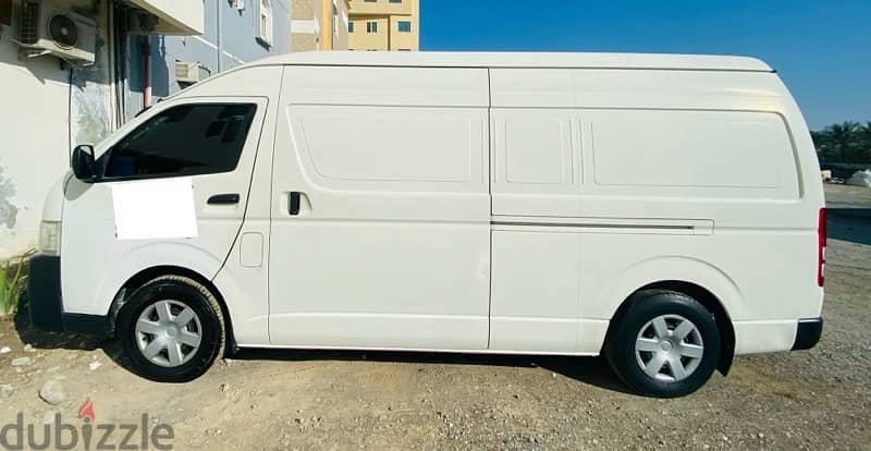 Toyota Hiace 2015 1