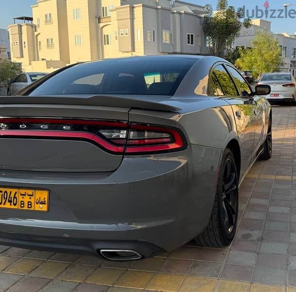 Dodge Charger SE 2017 low mileage 7