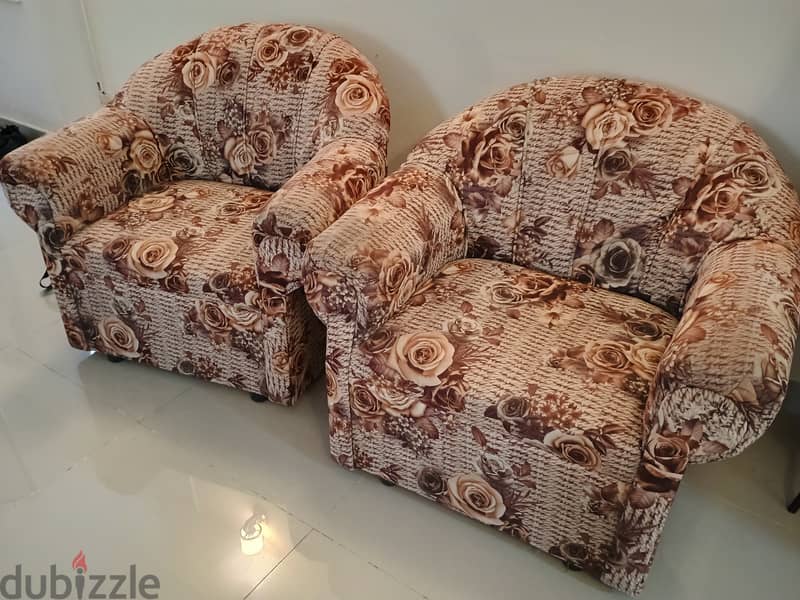 2x Single Sofas for Sale 0