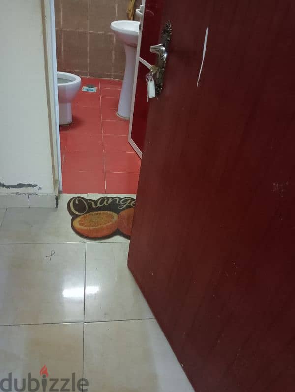 one bedroom in Amarat 3 Souq 60 omr 3