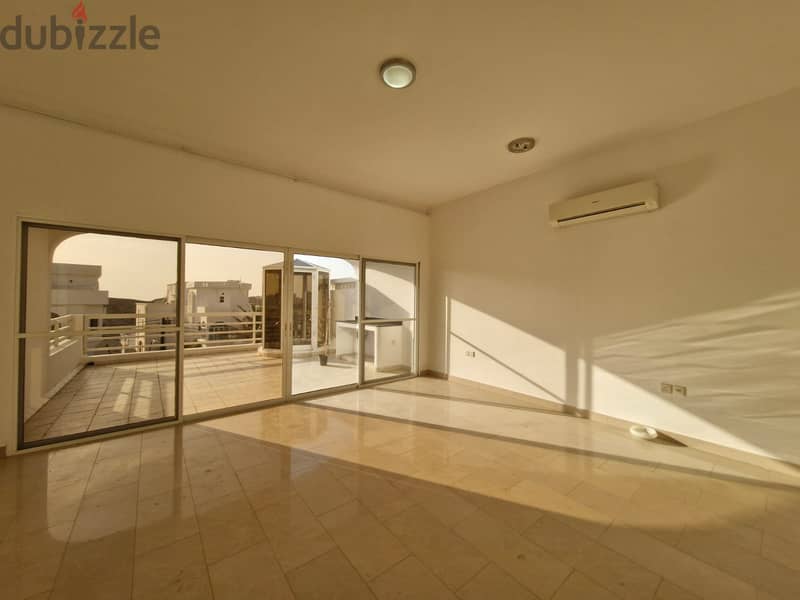 5 BR + Maid’s Room Elegant Villa in Qurum Heights with Pool 5