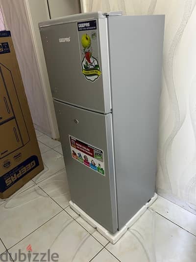 geepas fridge   brand new not used